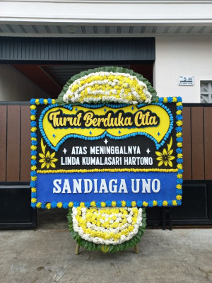 Papan Bunga Duka di Yal